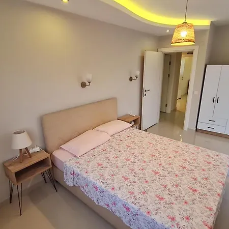 Kleopatra Carina Apart Appartement *